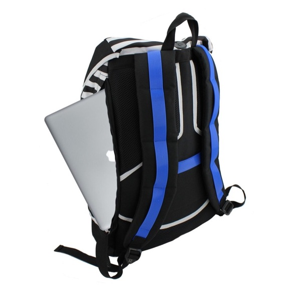 Relevant Nature Backpack - Picture 3 of 4